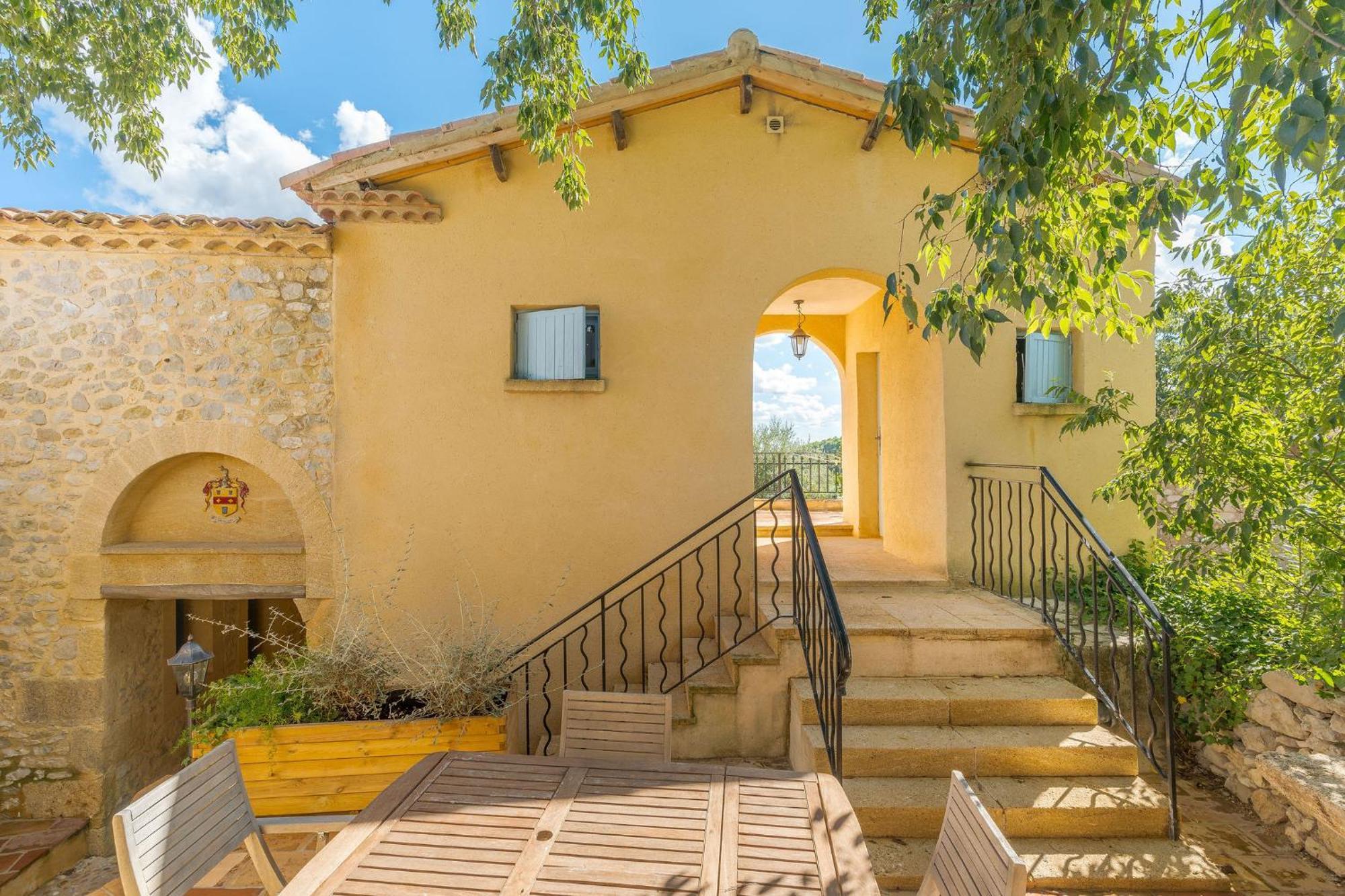Villa Les Calades à Lédenon Extérieur photo