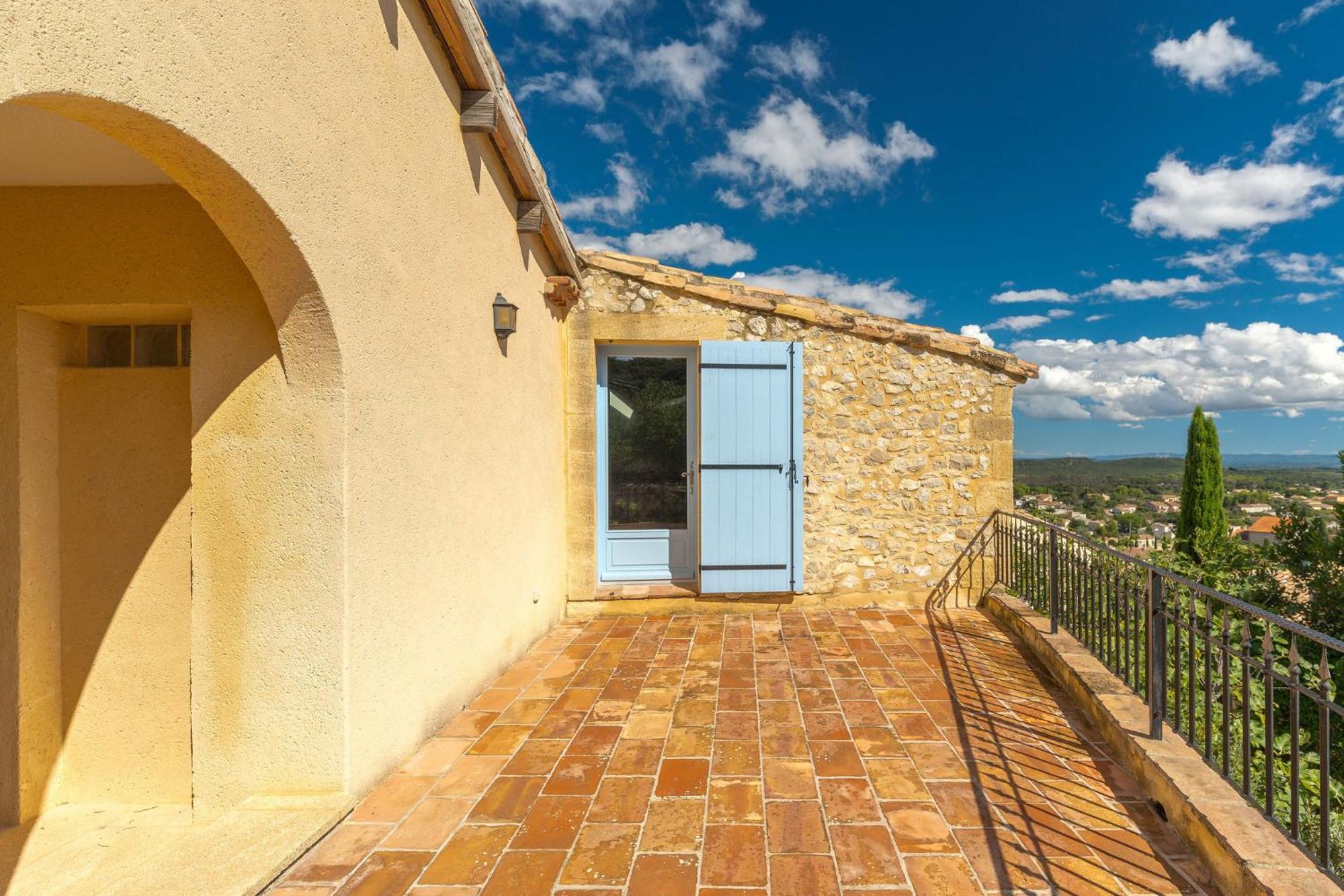 Villa Les Calades à Lédenon Extérieur photo