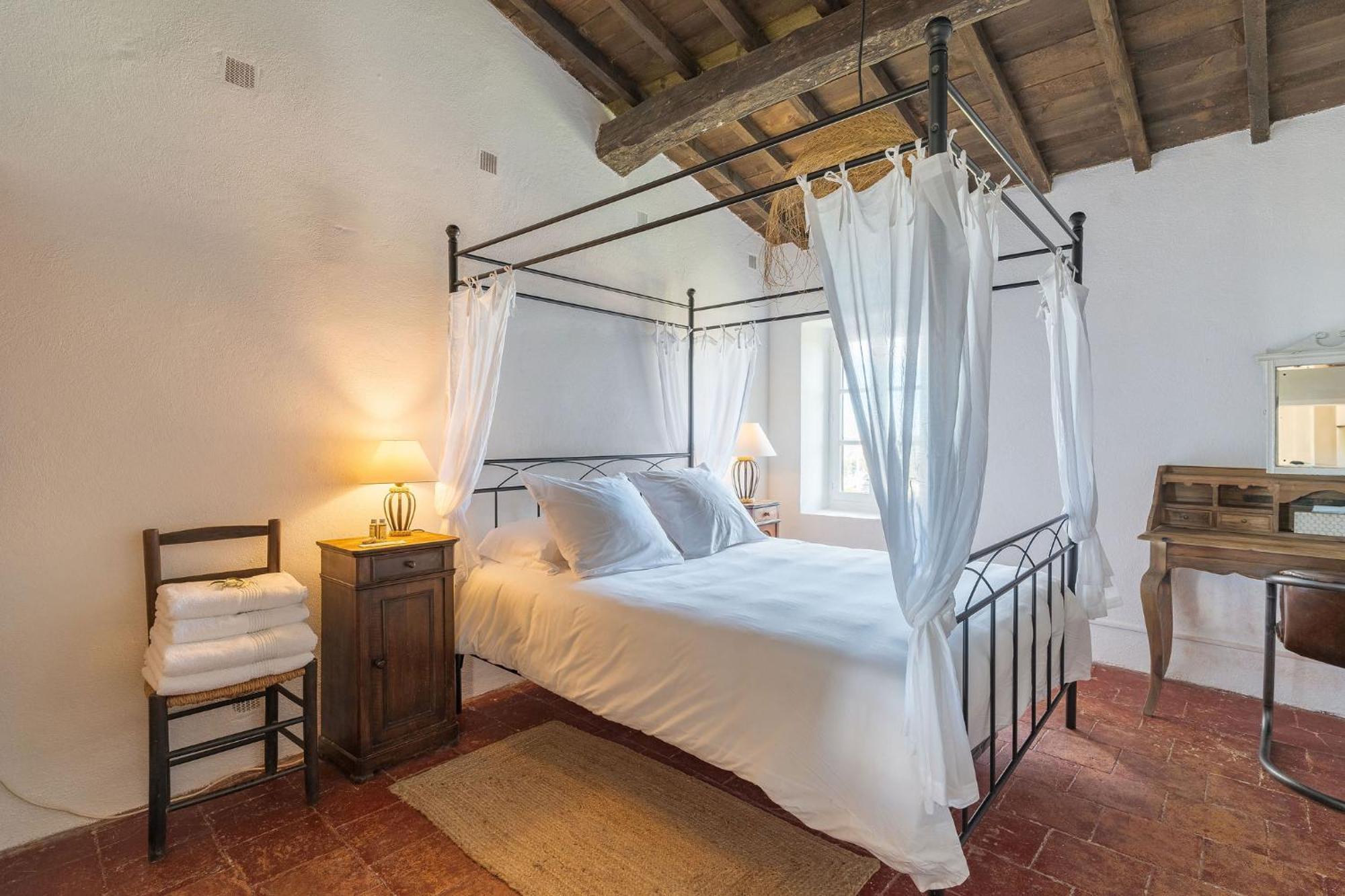 Villa Les Calades à Lédenon Extérieur photo