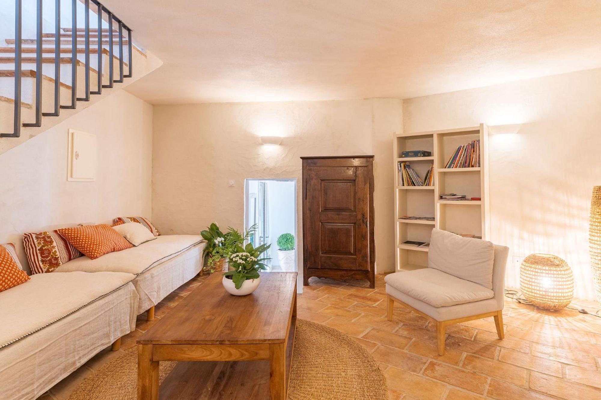 Villa Les Calades à Lédenon Extérieur photo